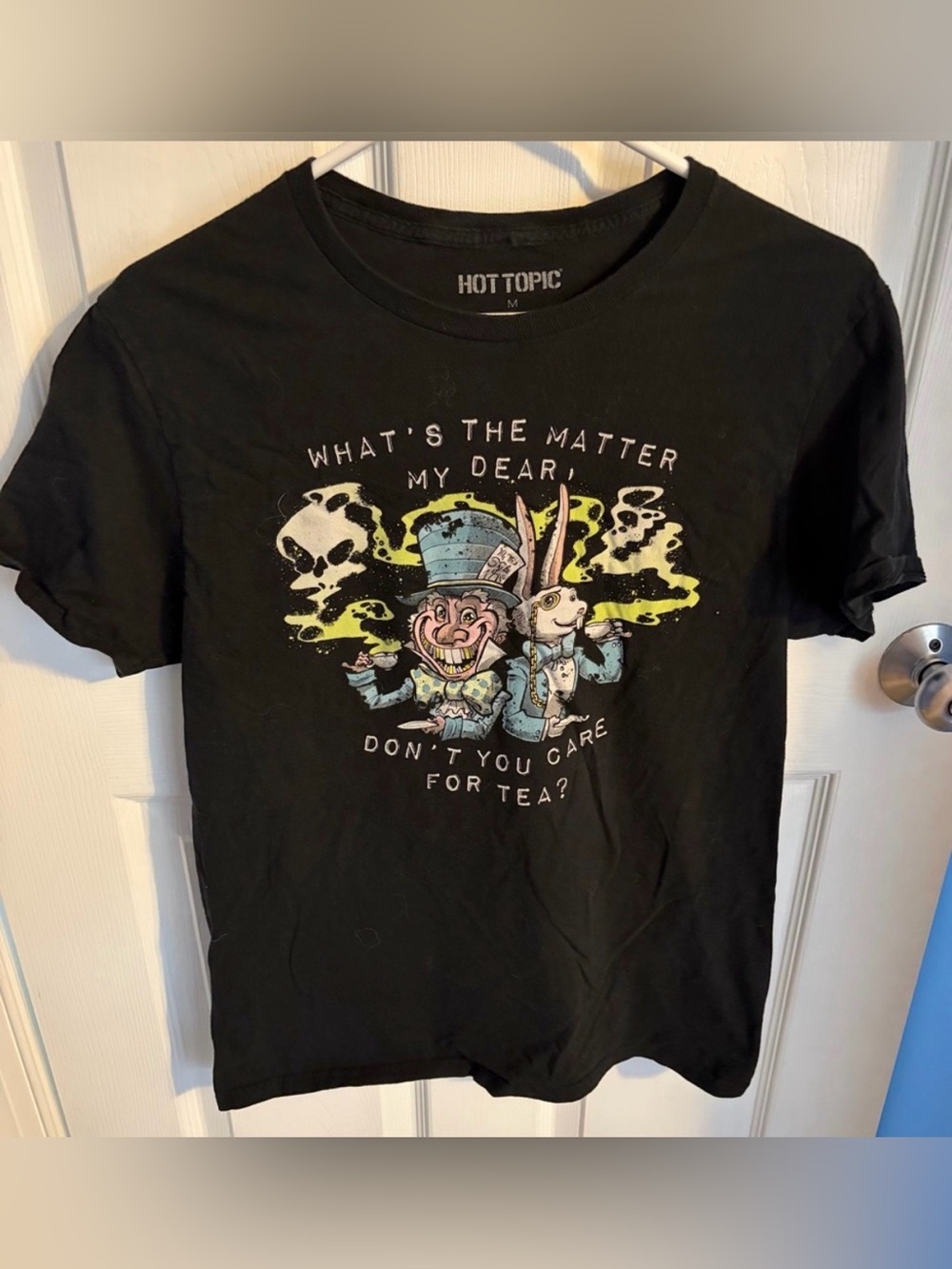 Alice in Wonderland Mad Hatter Tea Party T-Shirt, Men’s Size Medium